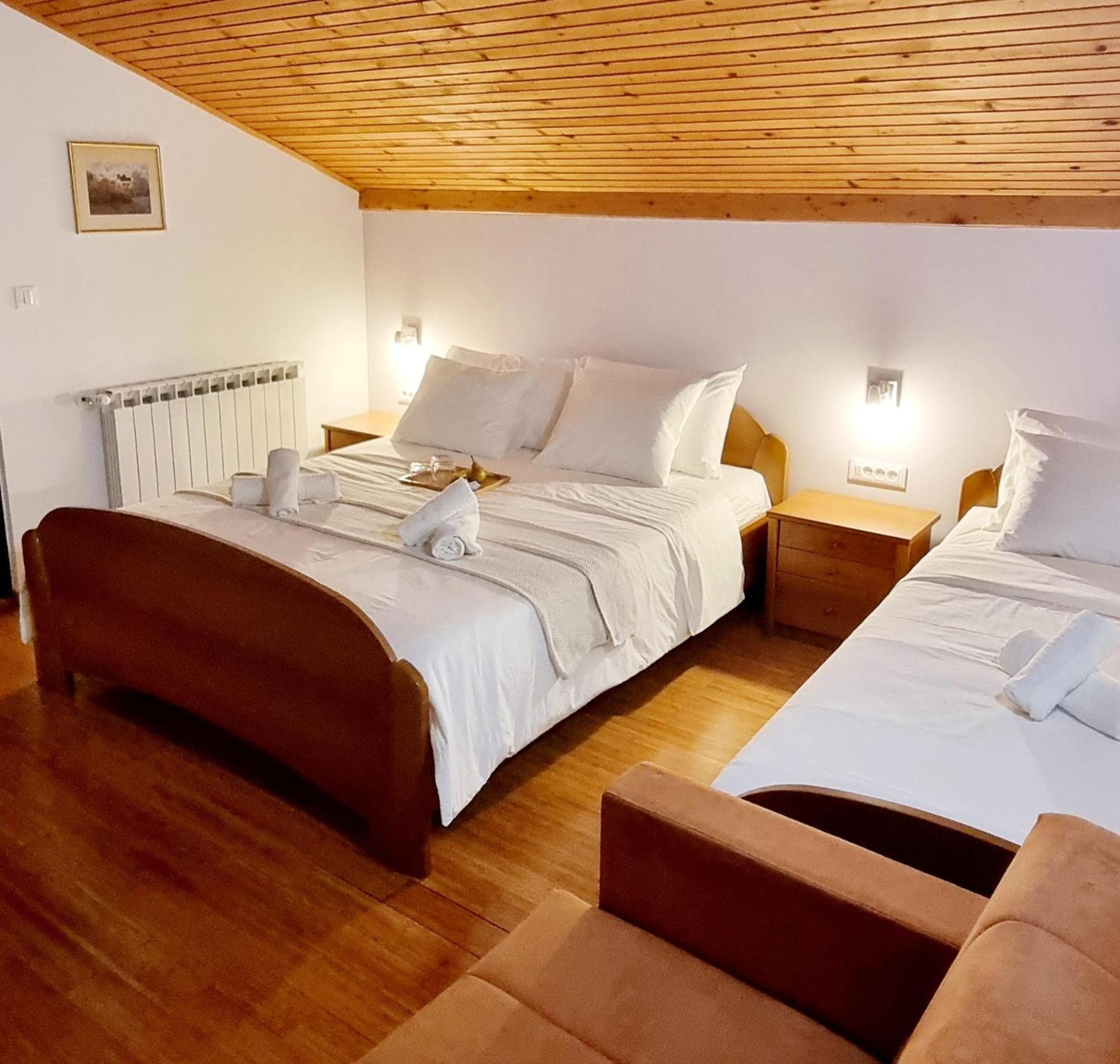 Nadija Rooms Funtana Exterior photo